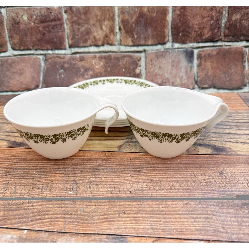 Corelle Crazy Daisy 2 Cups 4 Saucers Sets Spring Blossom Hook Handle Vintage
